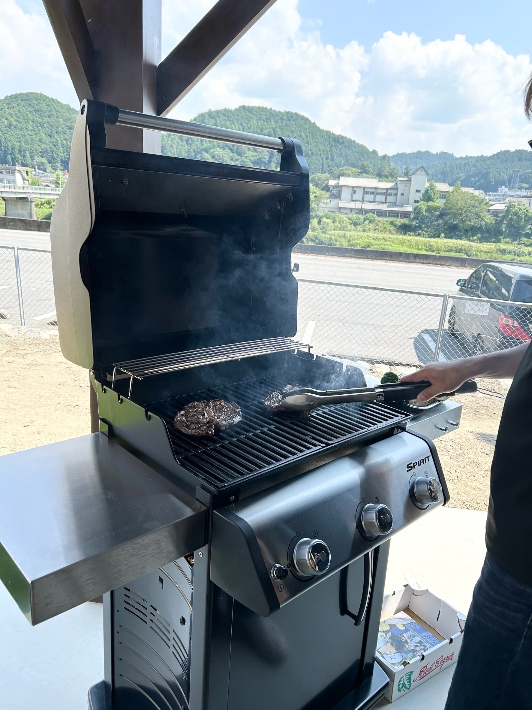 バーベキュー用コンロの写真