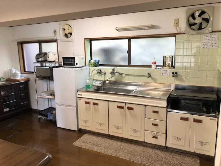 吉野長屋の部屋のキッチン